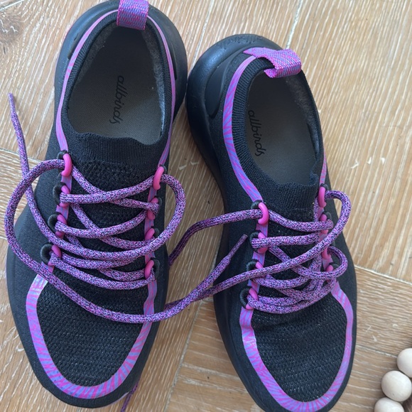 Allbirds Women's Trail Runners SWT - Picture 3 of 8